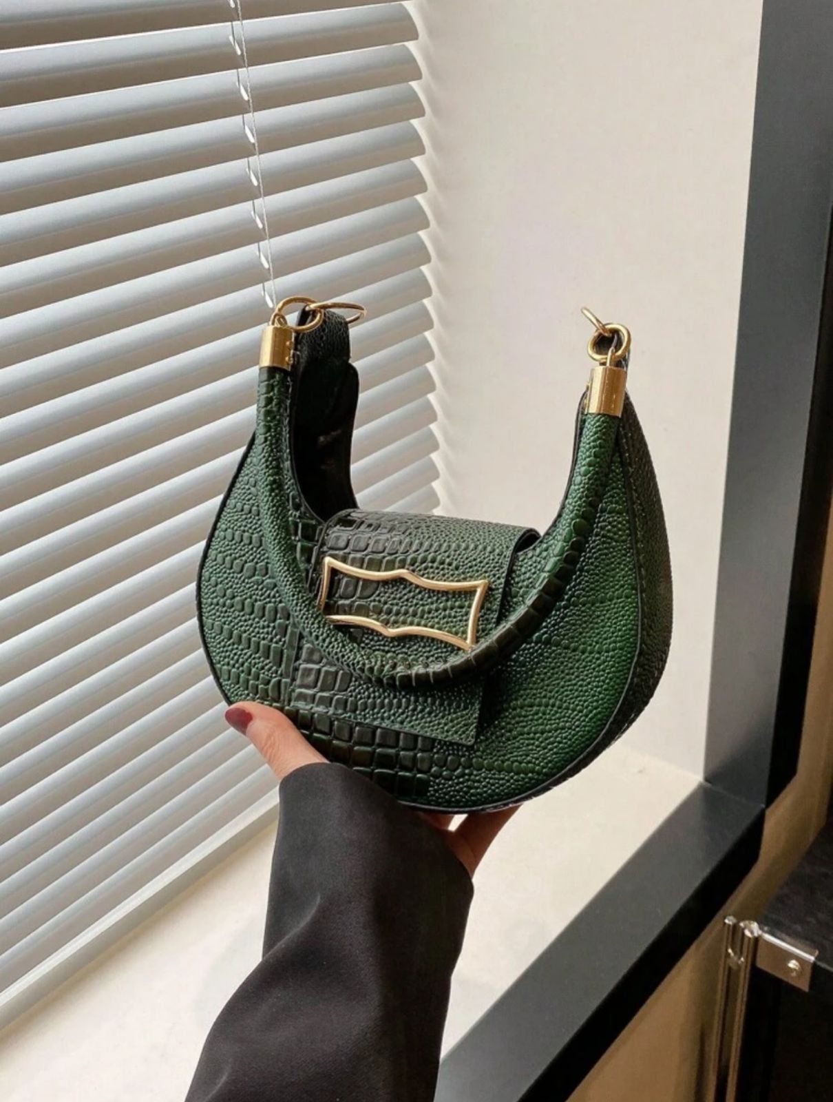 Retro Crocodile Moon Bag